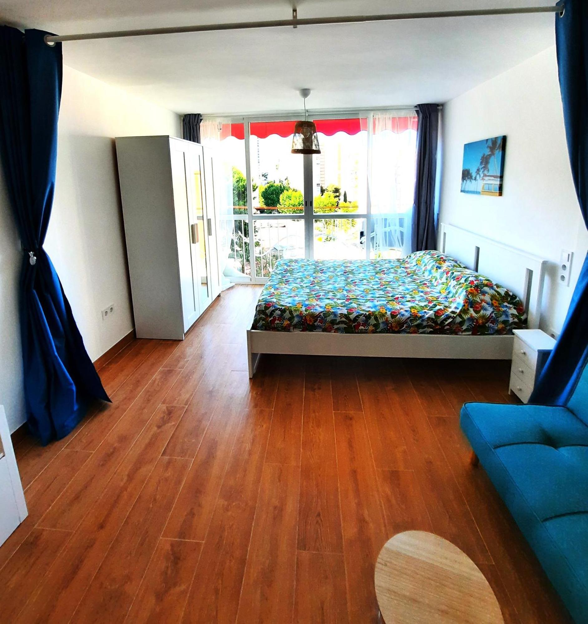 Playmon Holiday Apartment Benidorm Exteriör bild