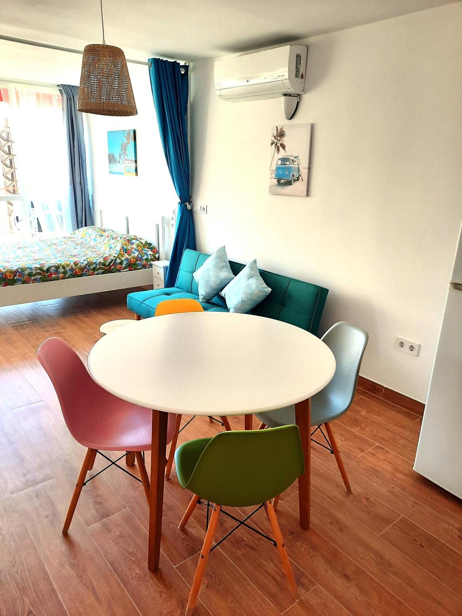 Playmon Holiday Apartment Benidorm Exteriör bild