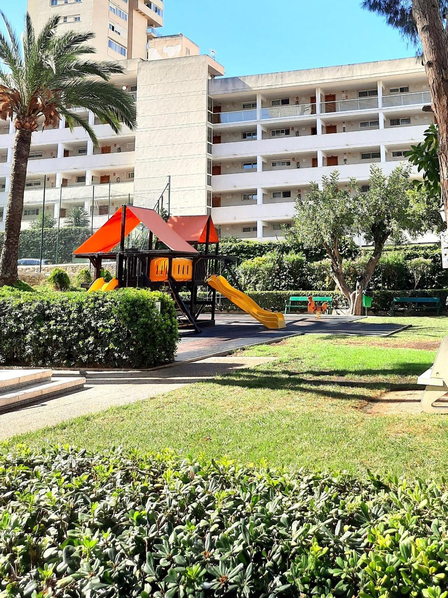 Playmon Holiday Apartment Benidorm Exteriör bild